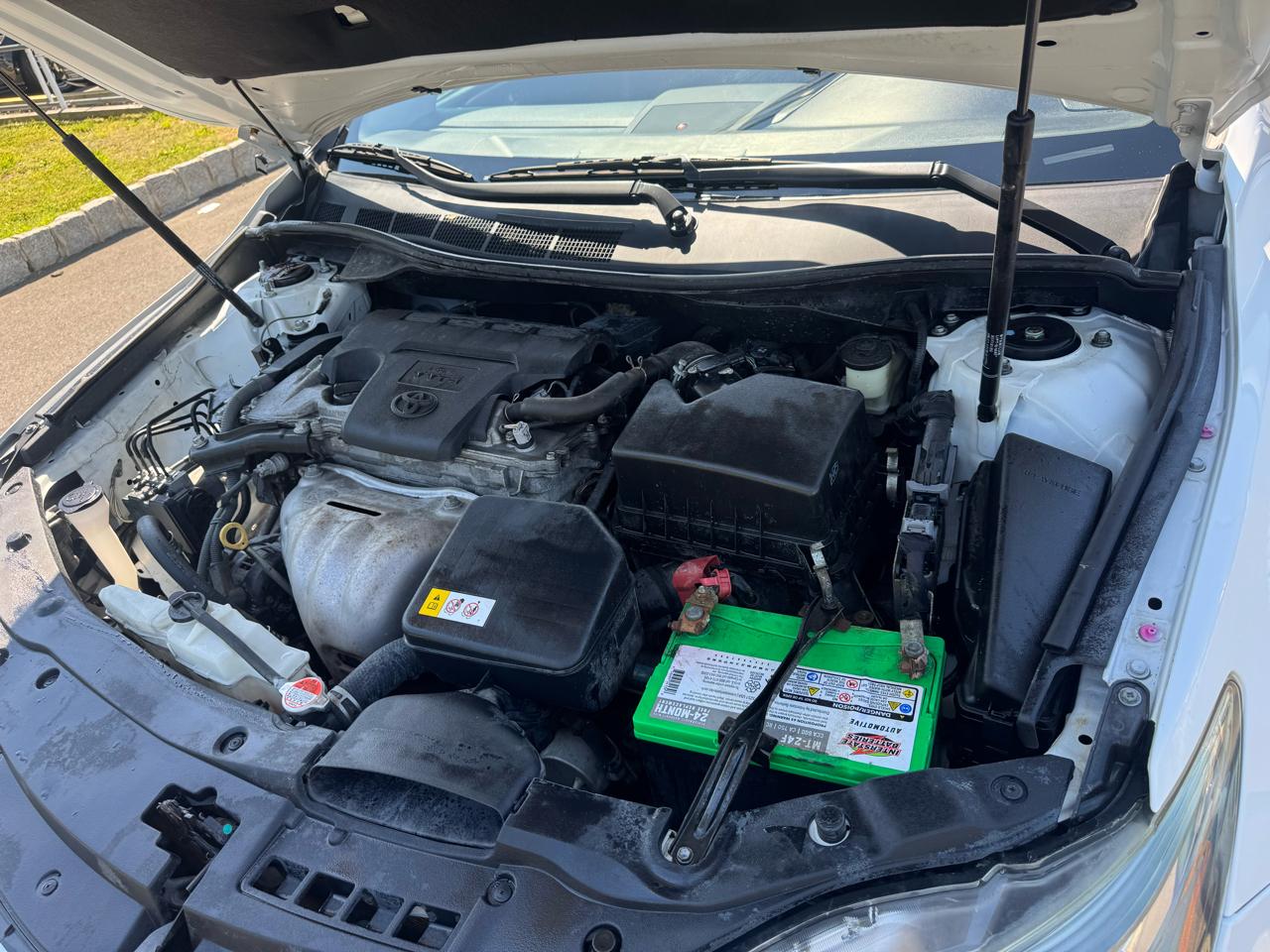 Toyota Camry 4dr Sdn I4 Auto SE w/Special Edition Pkg (Natl) 2016