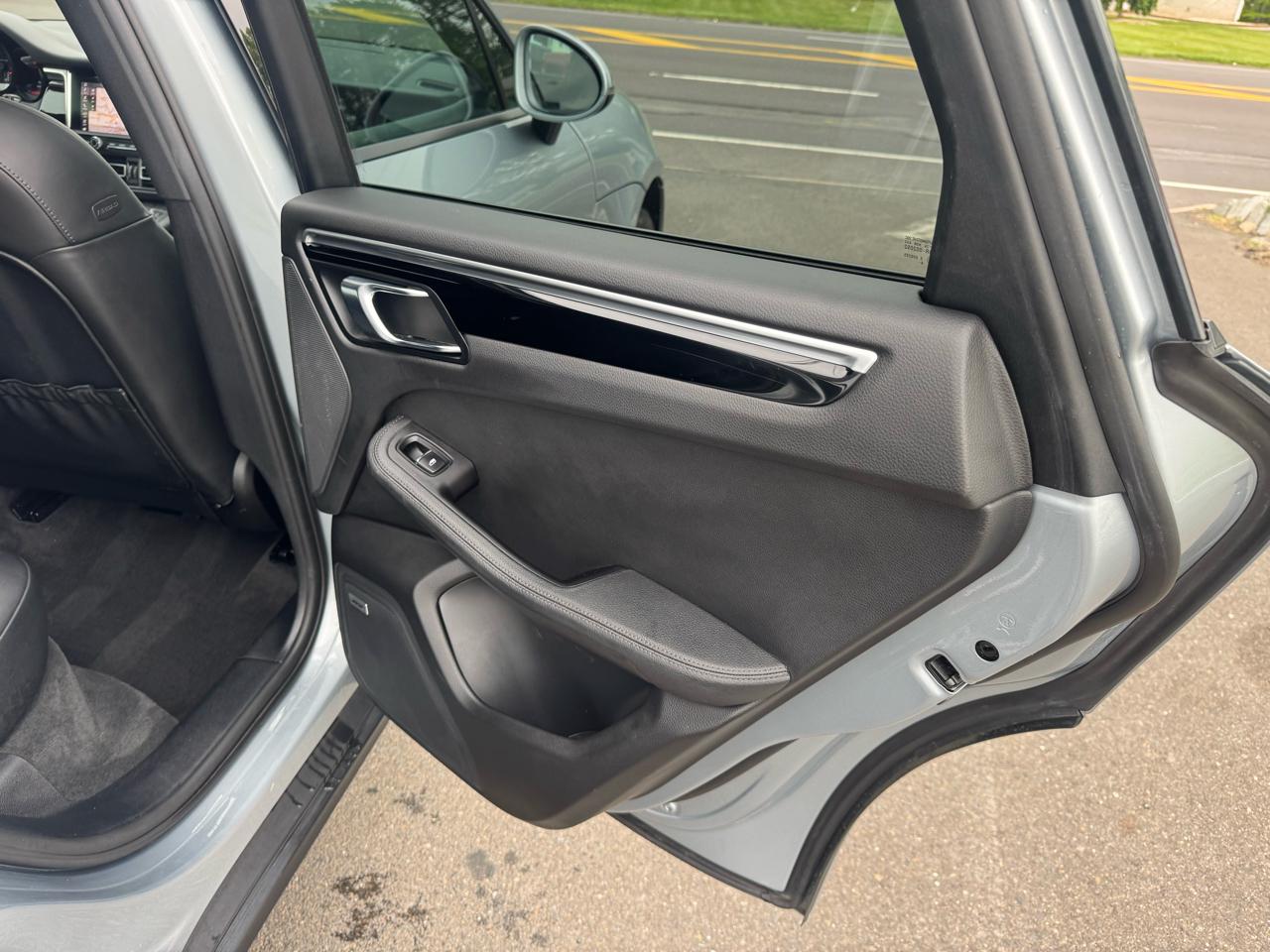 Porsche Macan AWD 2019