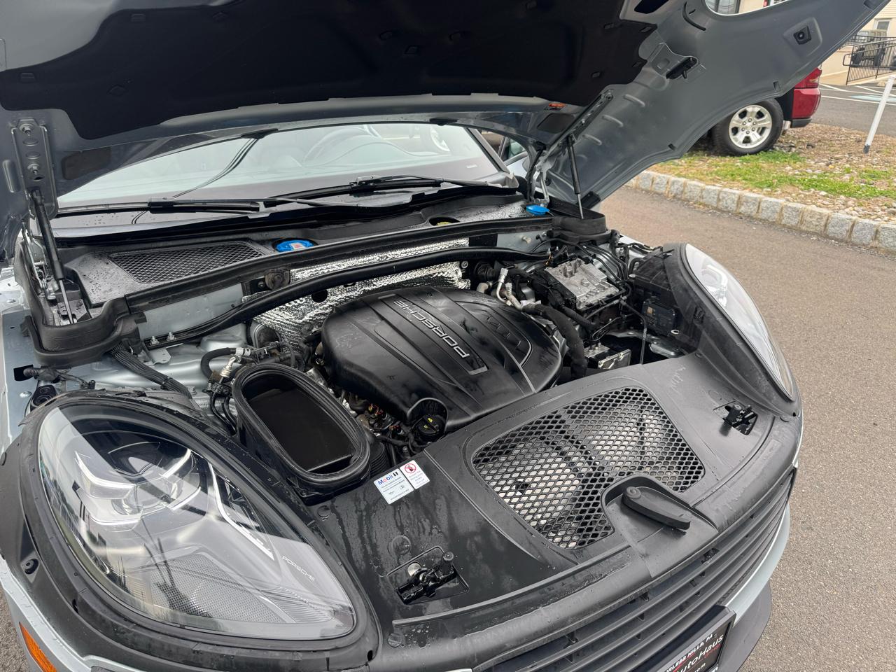 Porsche Macan AWD 2019