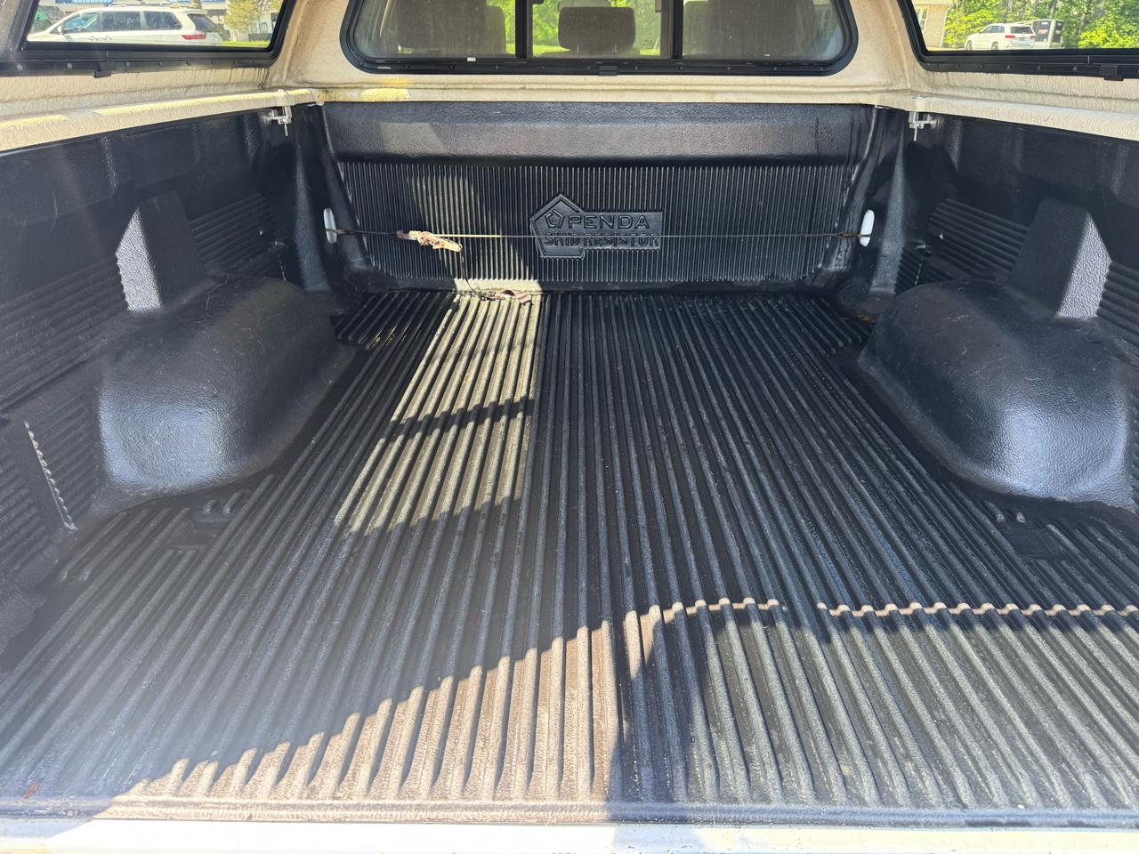Toyota Tundra 4WD Double 145.7" 5.7L V8 SR5 (Natl 2007