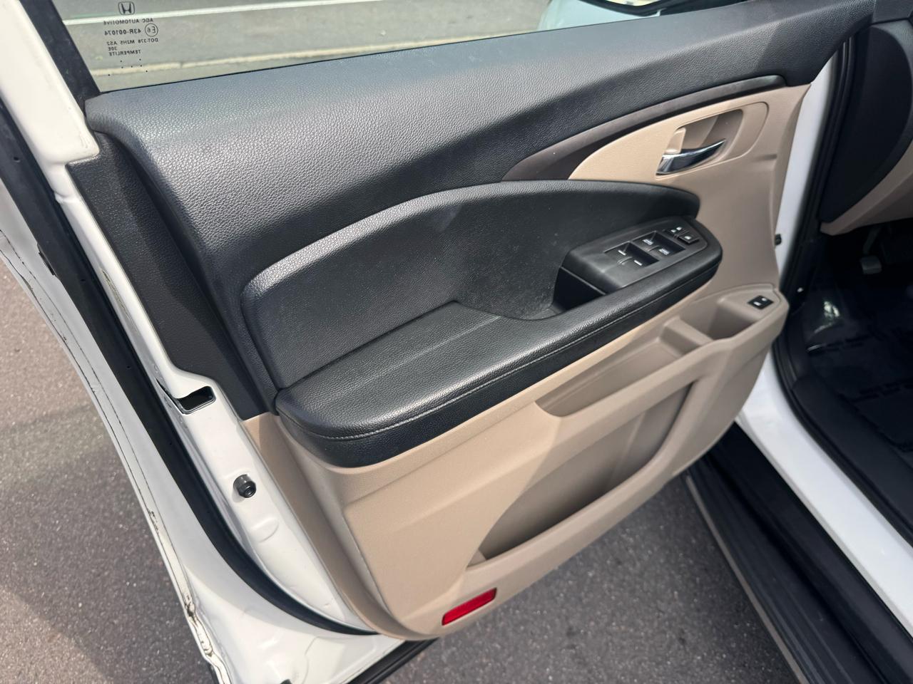 Honda Pilot AWD 4dr EX-L w/Navi 2016