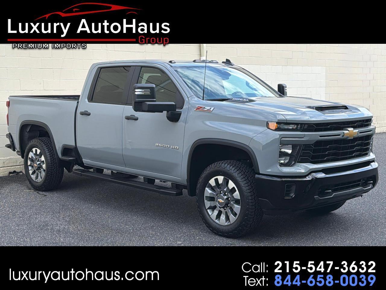 Chevrolet Silverado 2500HD 4WD Crew Cab 159" Custom 2025