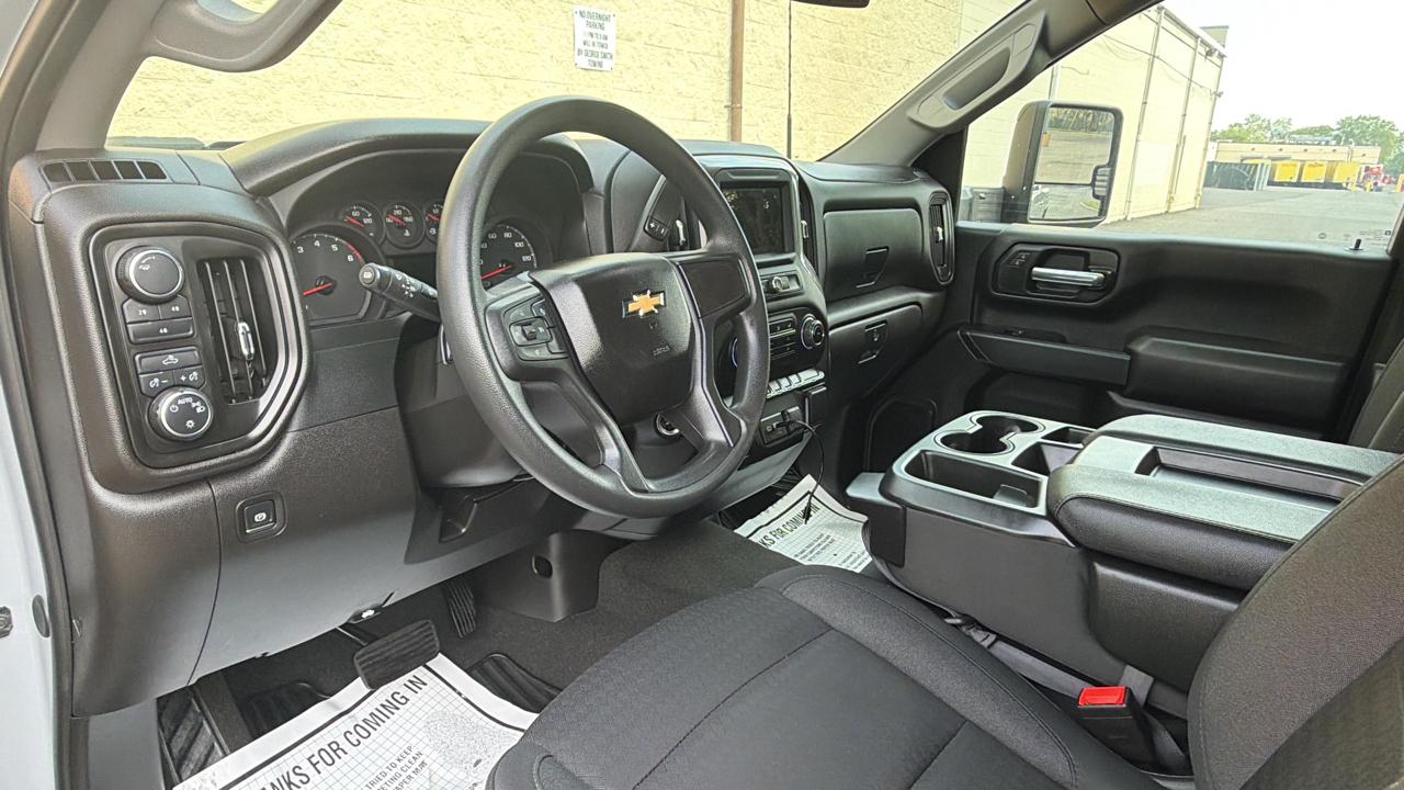Chevrolet Silverado 2500HD 4WD Crew Cab 159" Custom 2025