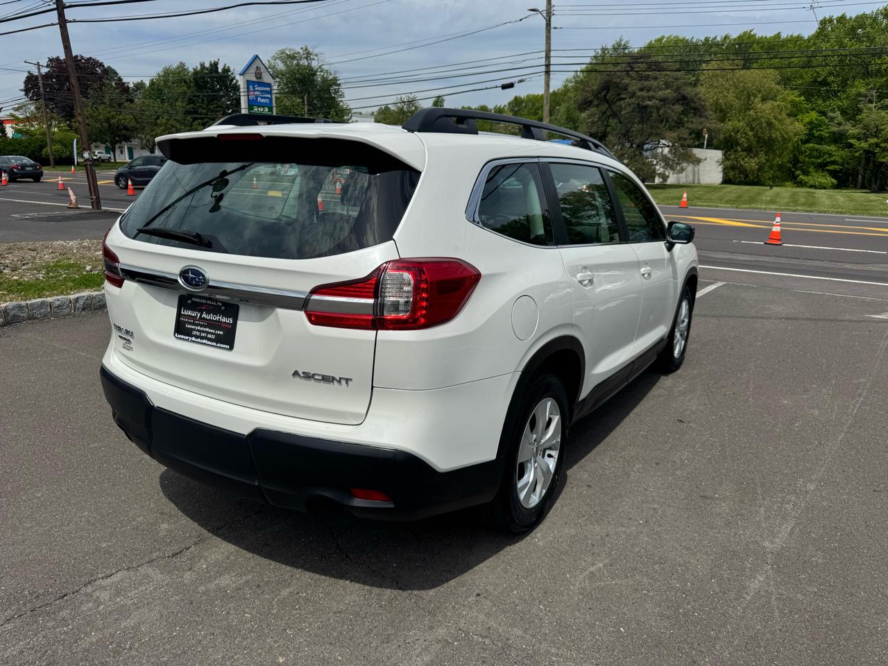 Subaru Ascent 8-Passenger 2021