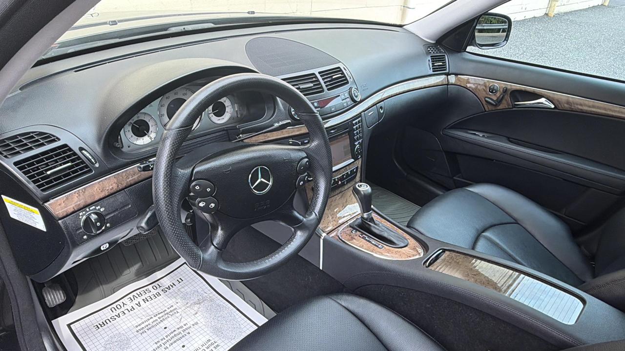Mercedes-Benz E-Class 4dr Sdn E350 Sport 4MATIC 2009