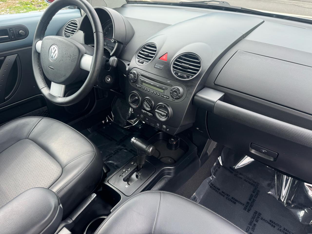 Volkswagen New Beetle Coupe 2dr Man S PZEV 2009