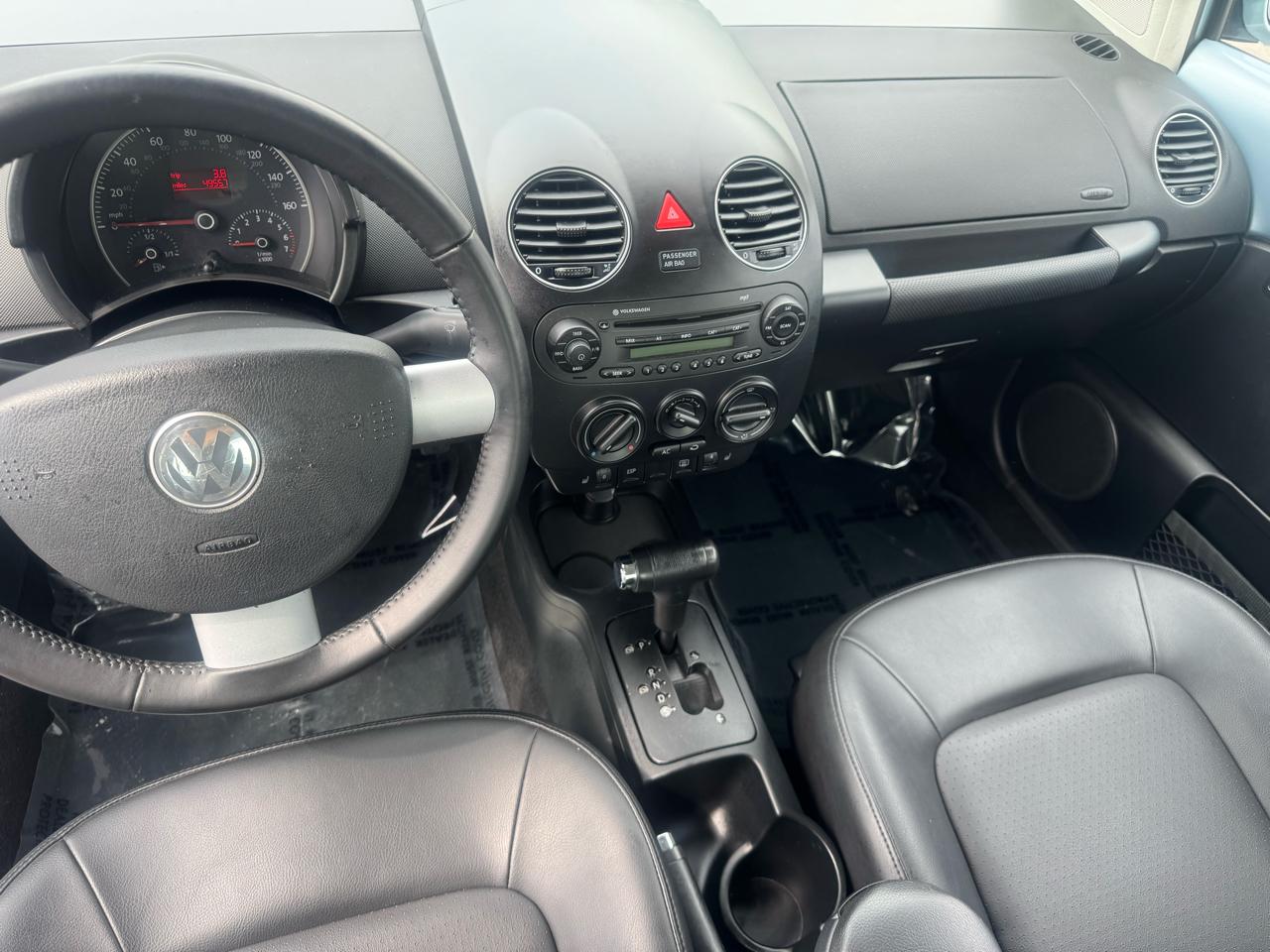Volkswagen New Beetle Coupe 2dr Man S PZEV 2009