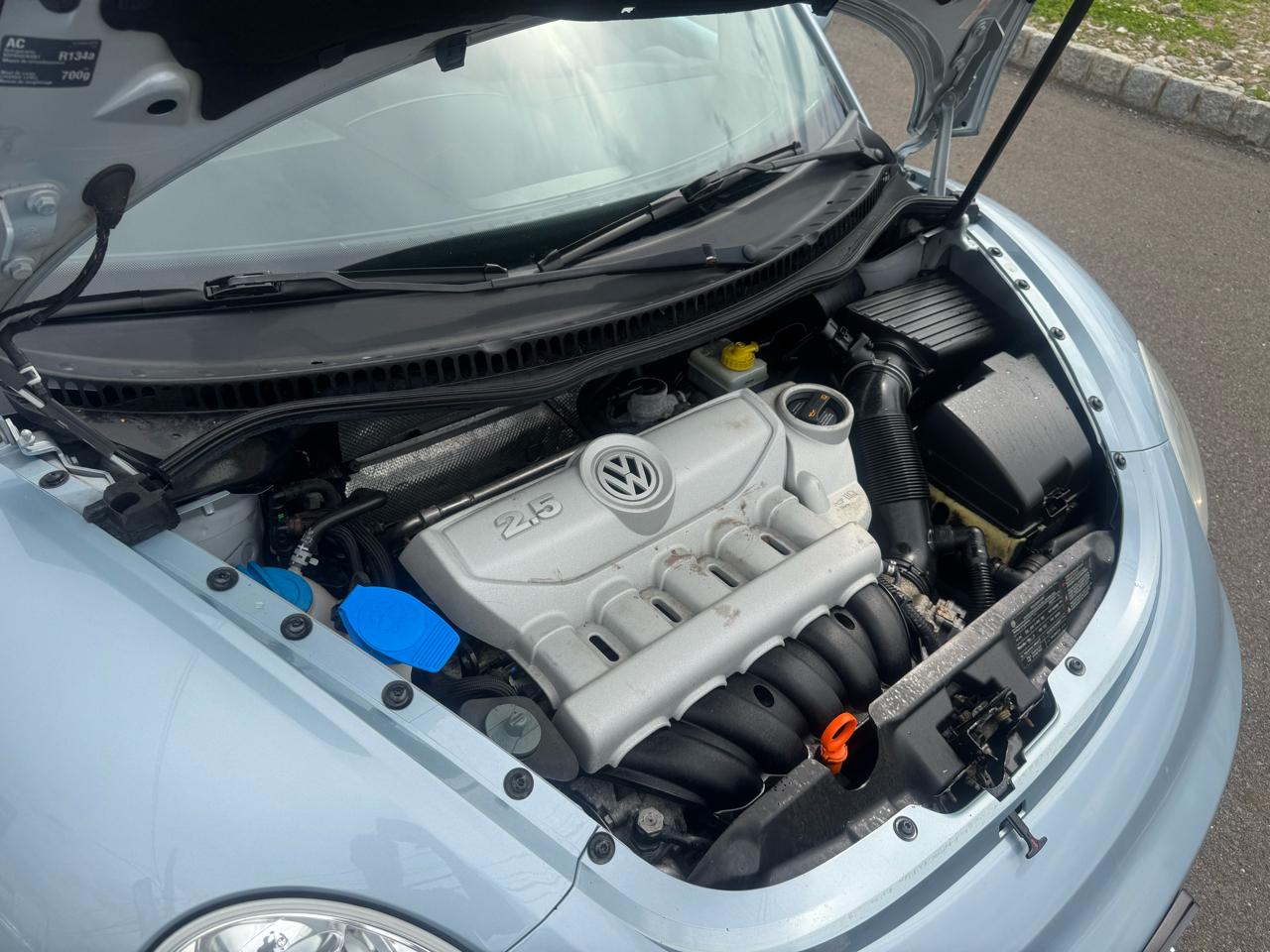 Volkswagen New Beetle Coupe 2dr Man S PZEV 2009