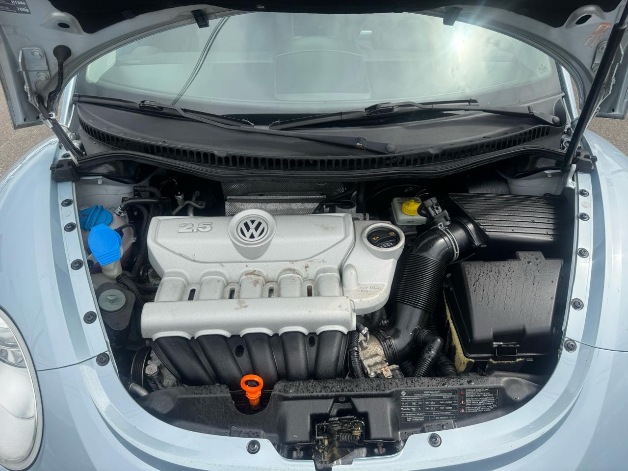 Volkswagen New Beetle Coupe 2dr Man S PZEV 2009