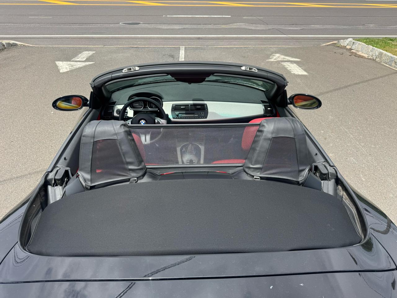 BMW Z4 2dr Roadster 2.5i 2005