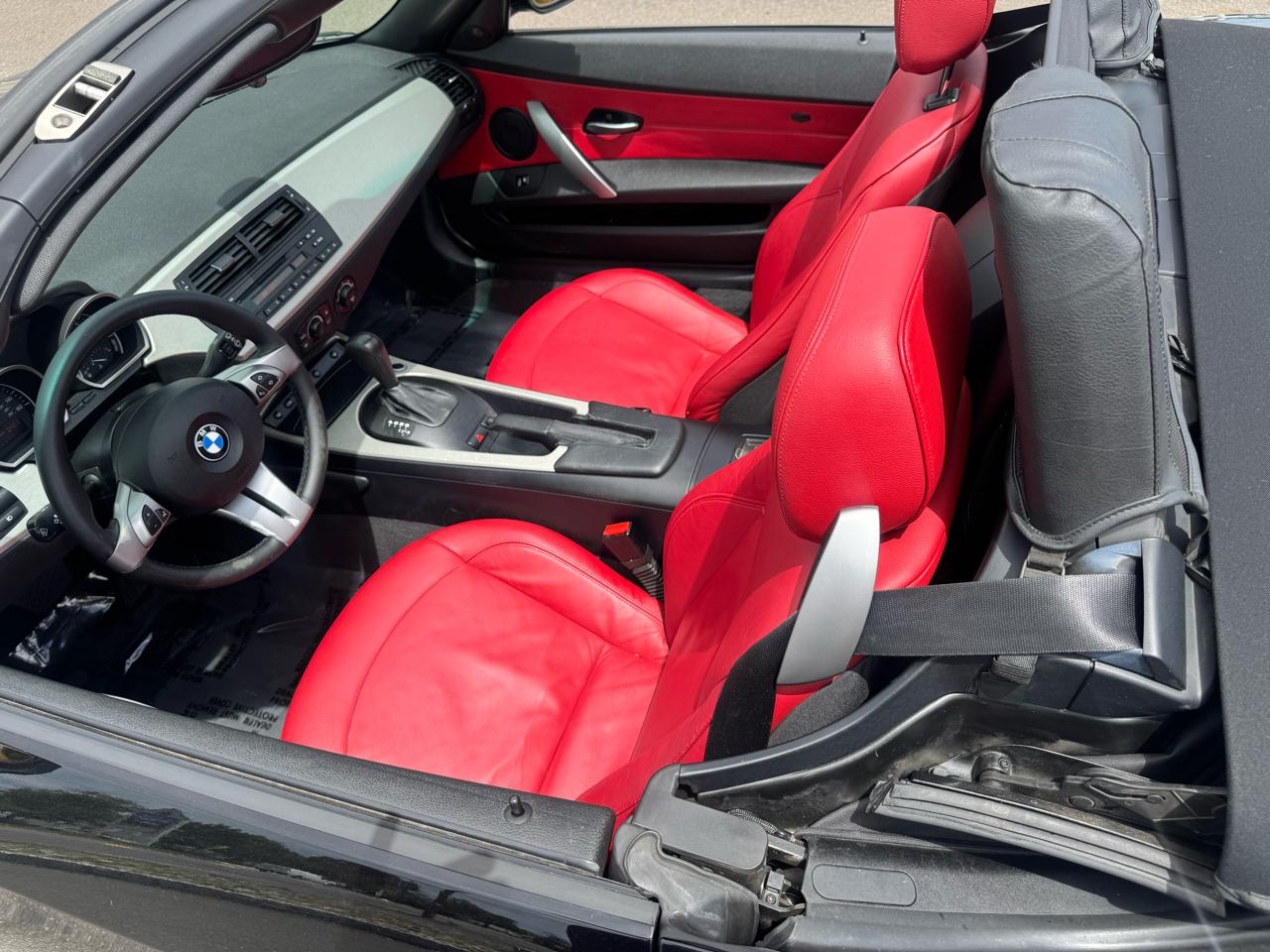 BMW Z4 2dr Roadster 2.5i 2005