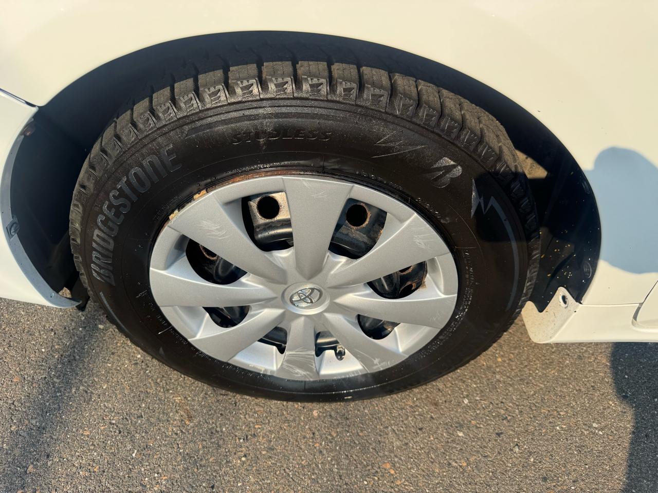Toyota Corolla 4dr Sdn Auto LE (Natl) 2010