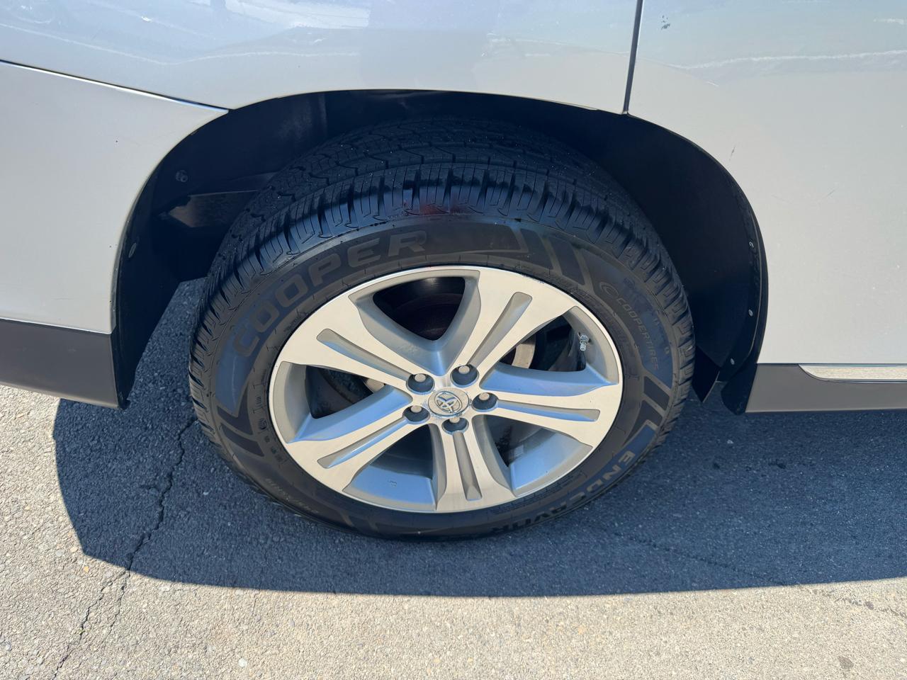Toyota Highlander 4WD 4dr V6 Limited (Natl) 2013