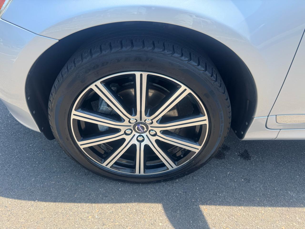 Volvo XC60 FWD 4dr T5 Drive-E Premier 2016