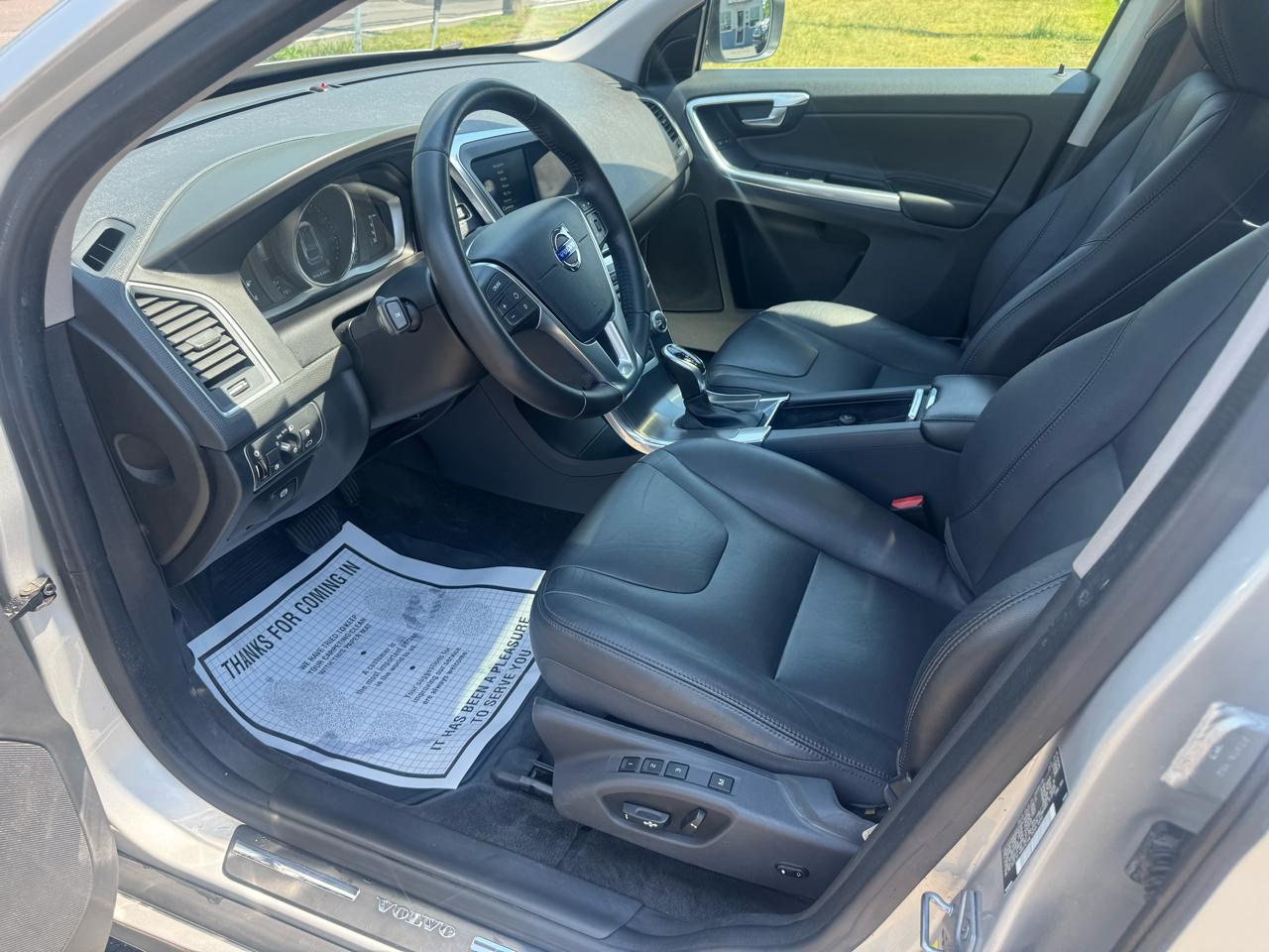 Volvo XC60 FWD 4dr T5 Drive-E Premier 2016