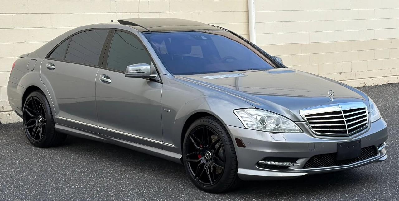 Mercedes-Benz S-Class 4dr Sdn S 550 4MATIC 2012