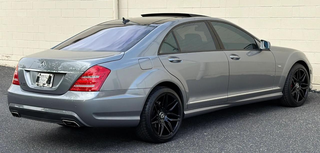 Mercedes-Benz S-Class 4dr Sdn S 550 4MATIC 2012