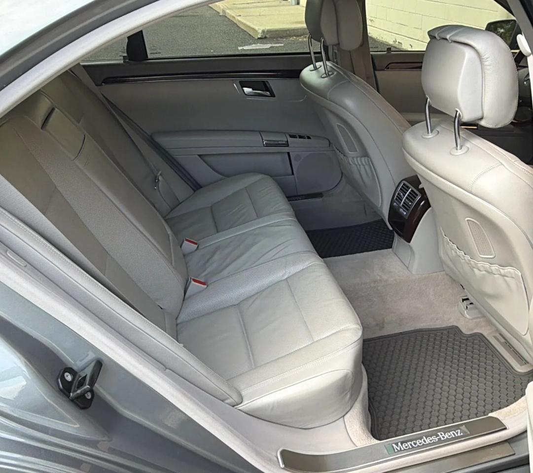 Mercedes-Benz S-Class 4dr Sdn S 550 4MATIC 2012