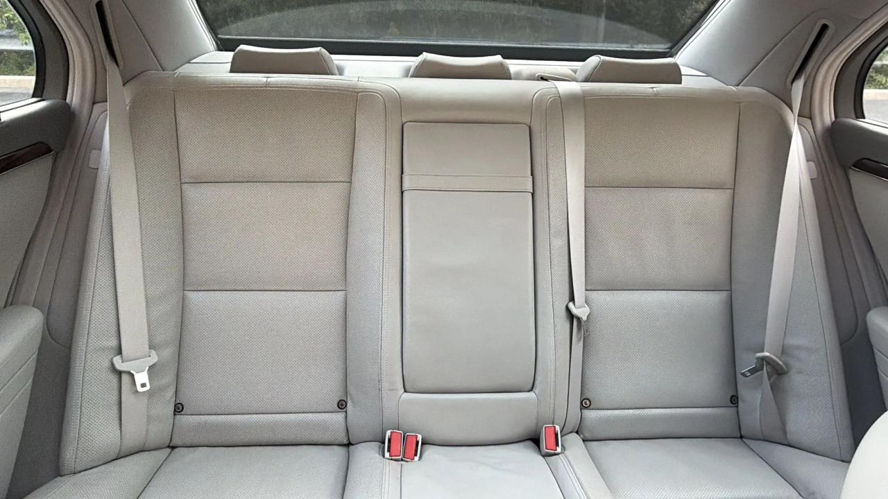 Mercedes-Benz S-Class 4dr Sdn S 550 4MATIC 2012