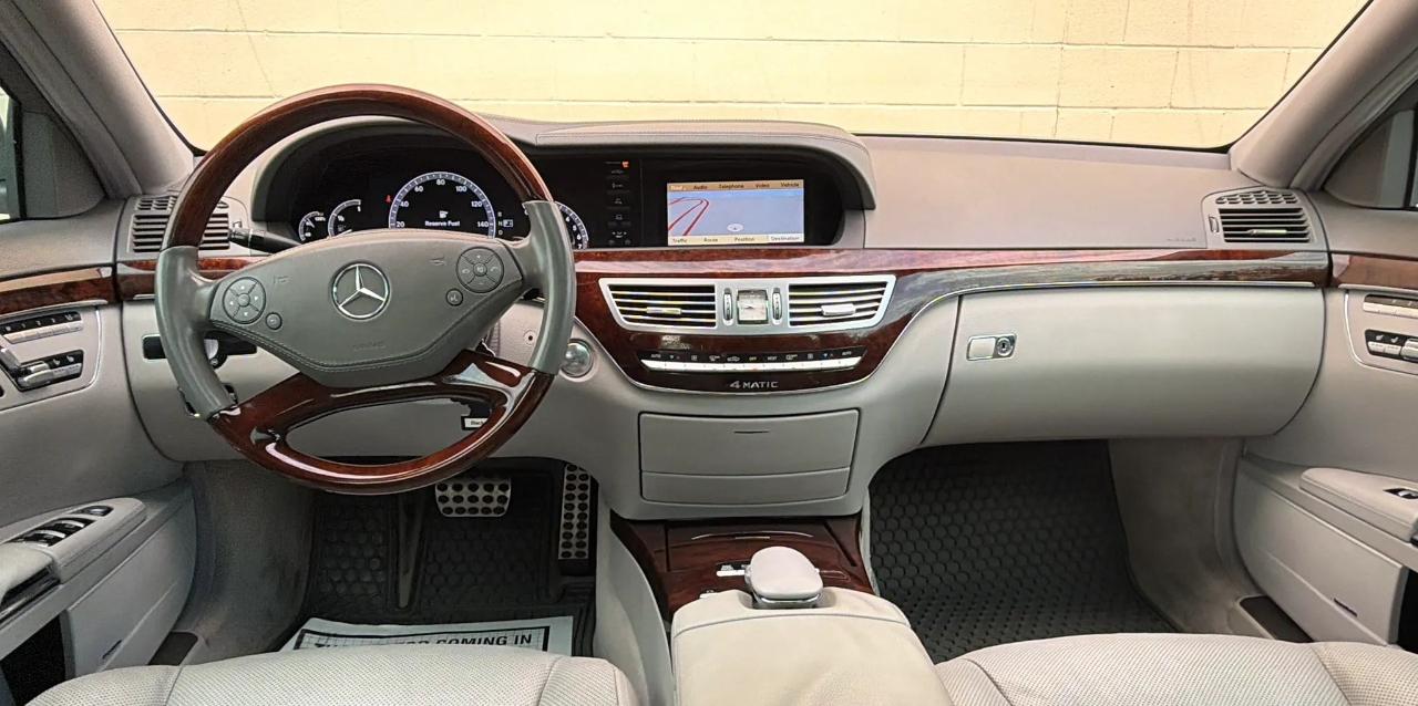 Mercedes-Benz S-Class 4dr Sdn S 550 4MATIC 2012
