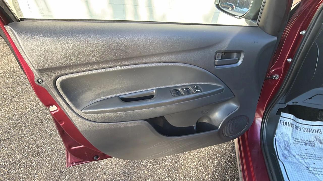 Mitsubishi Mirage ES CVT 2019