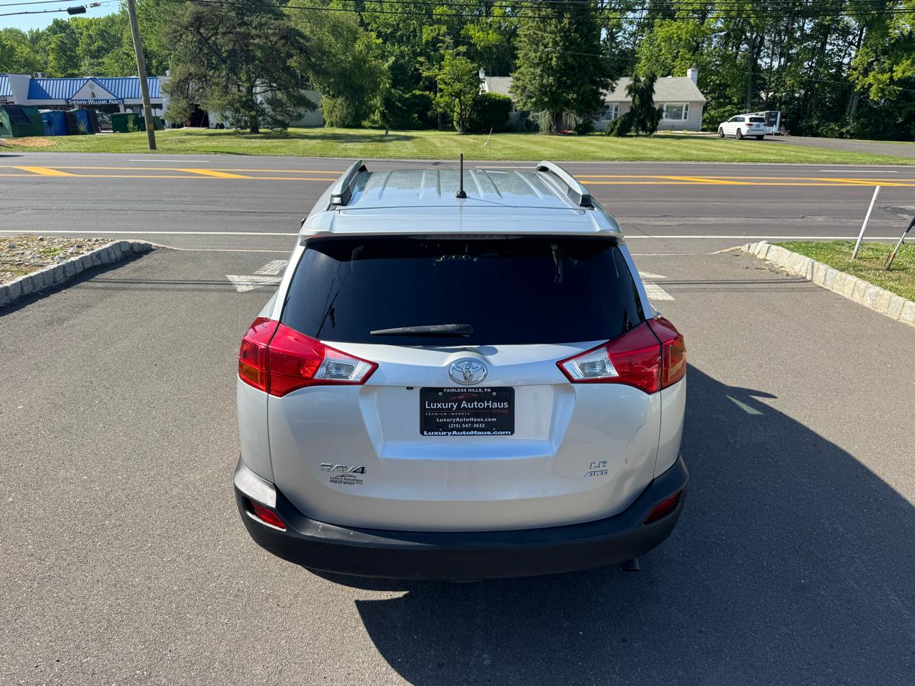 Toyota RAV4 AWD 4dr LE (Natl) 2015
