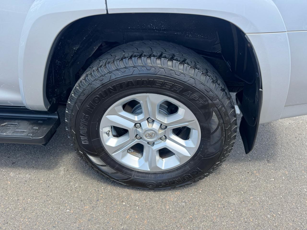 Toyota 4Runner 4WD 4dr V6 Trail Premium (Natl) 2015