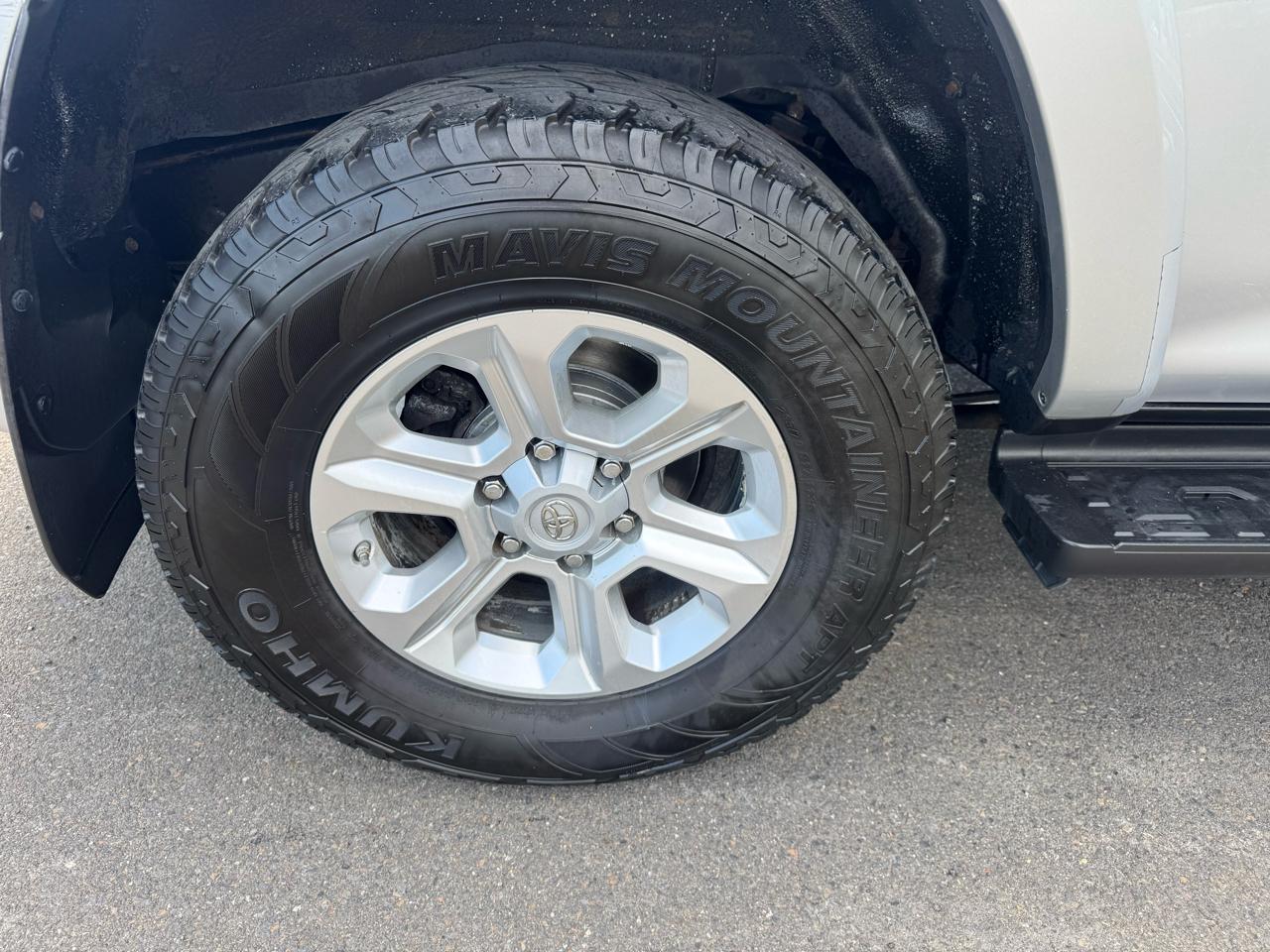 Toyota 4Runner 4WD 4dr V6 Trail Premium (Natl) 2015