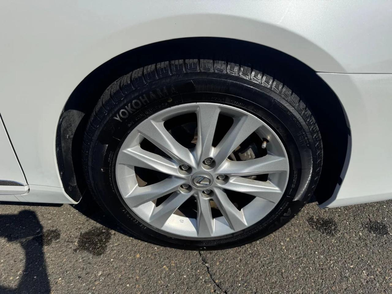 Lexus ES 350 4D Sedan 2012