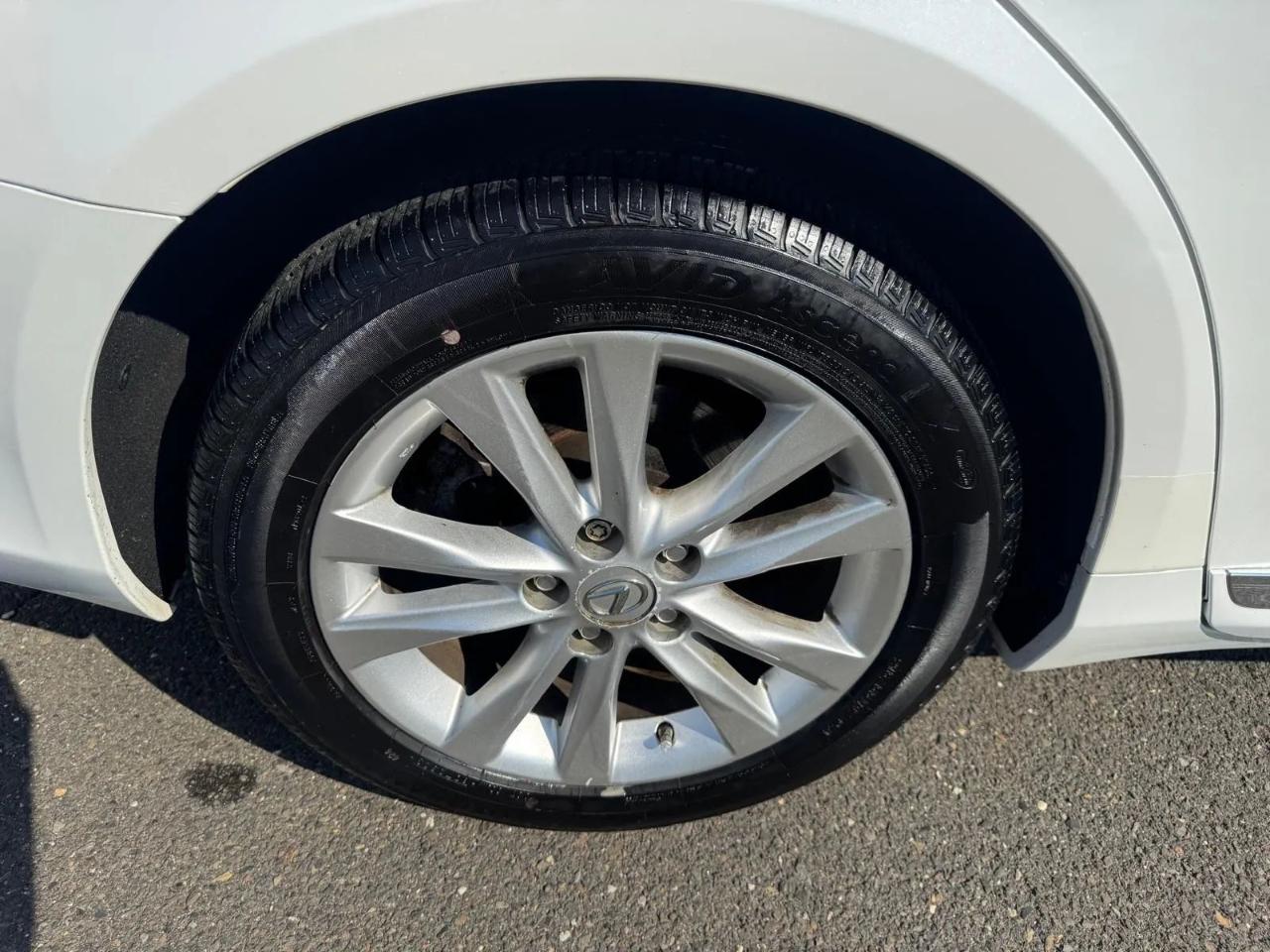 Lexus ES 350 4D Sedan 2012