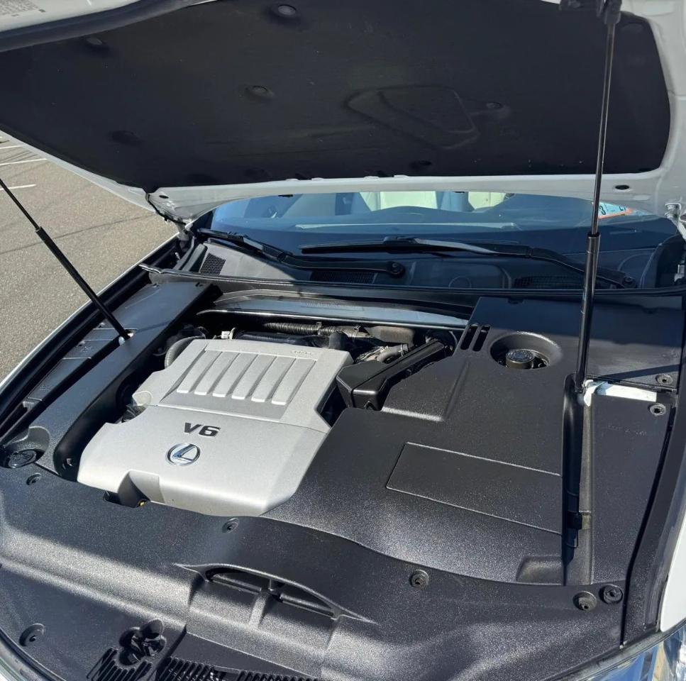 Lexus ES 350 4D Sedan 2012