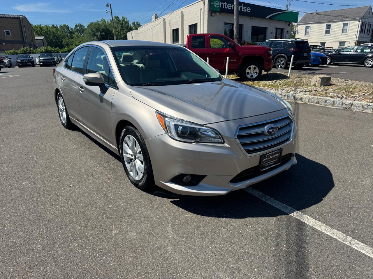 Subaru Legacy 4dr Sdn 2.5i Premium PZEV 2016
