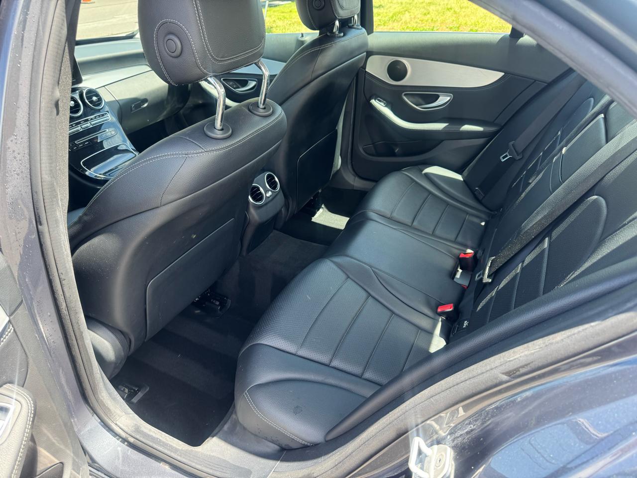 Mercedes-Benz C-Class 4dr Sdn C 300 4MATIC 2015