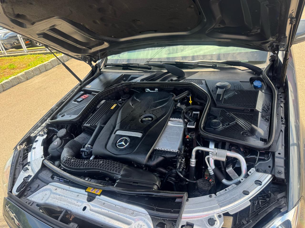 Mercedes-Benz C-Class 4dr Sdn C 300 4MATIC 2015