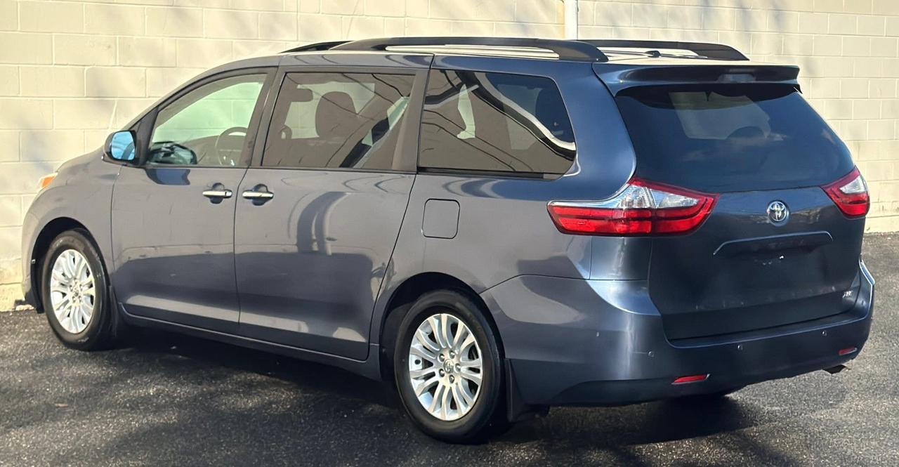 Toyota Sienna 5dr 8-Pass Van XLE Premium FWD (Natl) 2015