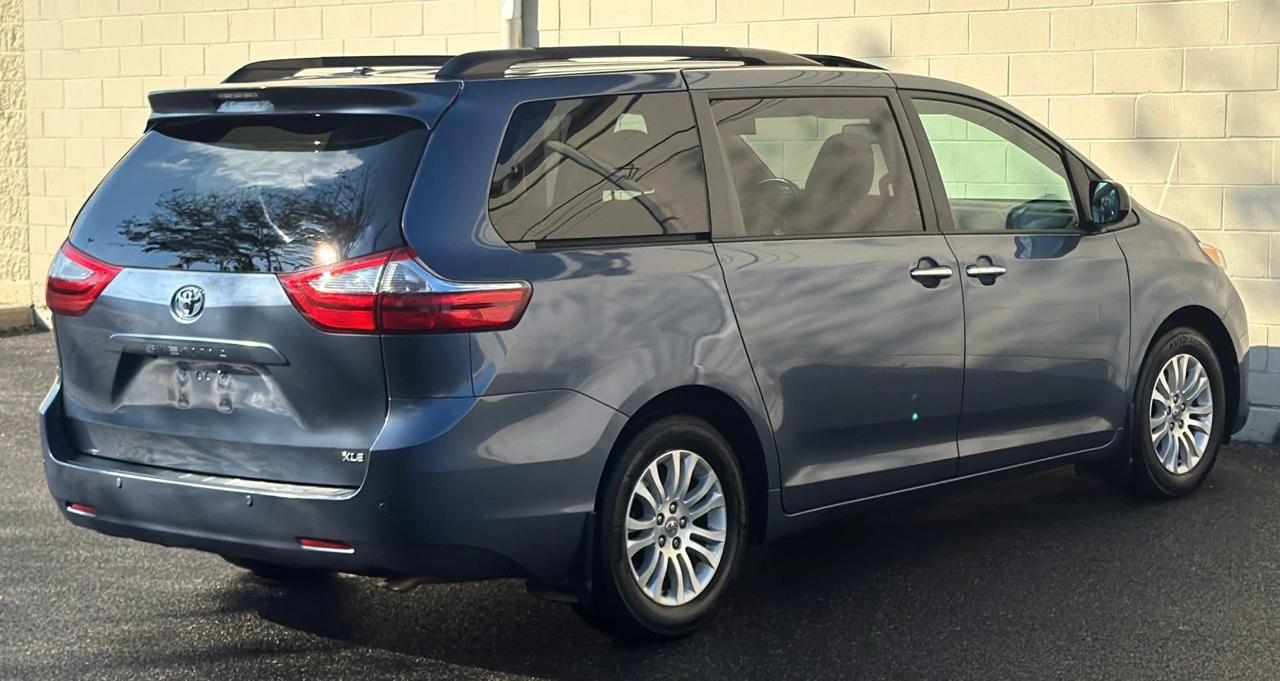 Toyota Sienna 5dr 8-Pass Van XLE Premium FWD (Natl) 2015