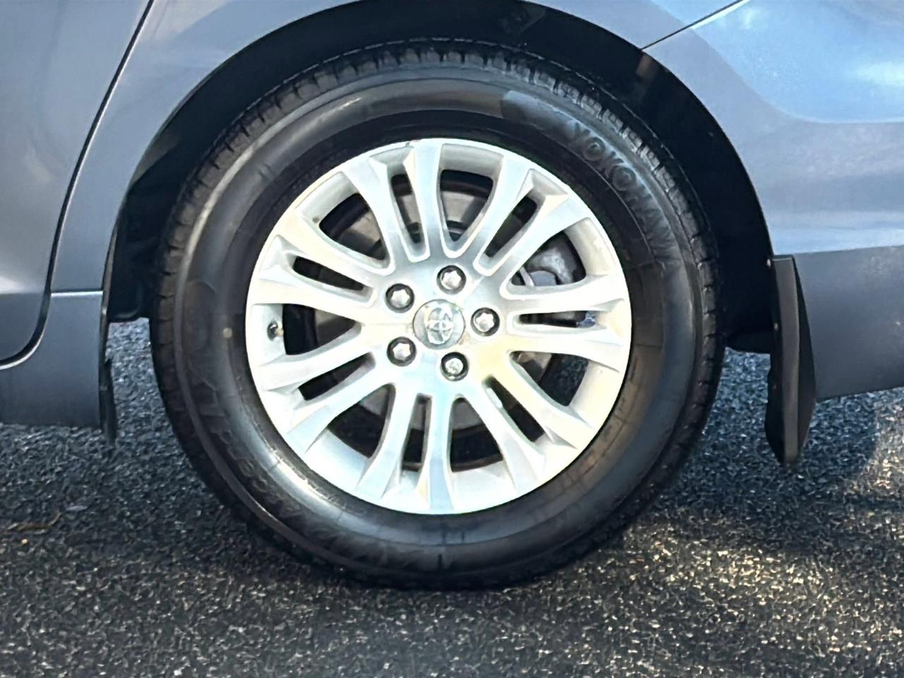 Toyota Sienna 5dr 8-Pass Van XLE Premium FWD (Natl) 2015