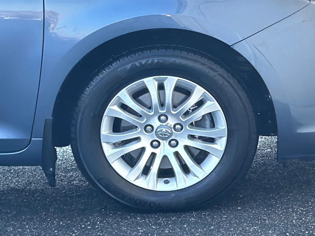 Toyota Sienna 5dr 8-Pass Van XLE Premium FWD (Natl) 2015