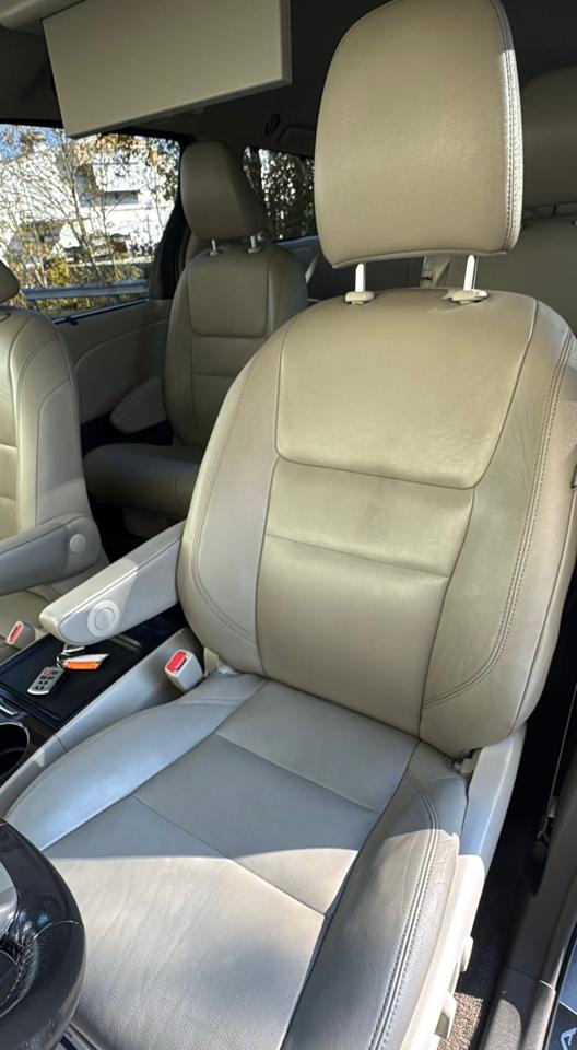 Toyota Sienna 5dr 8-Pass Van XLE Premium FWD (Natl) 2015