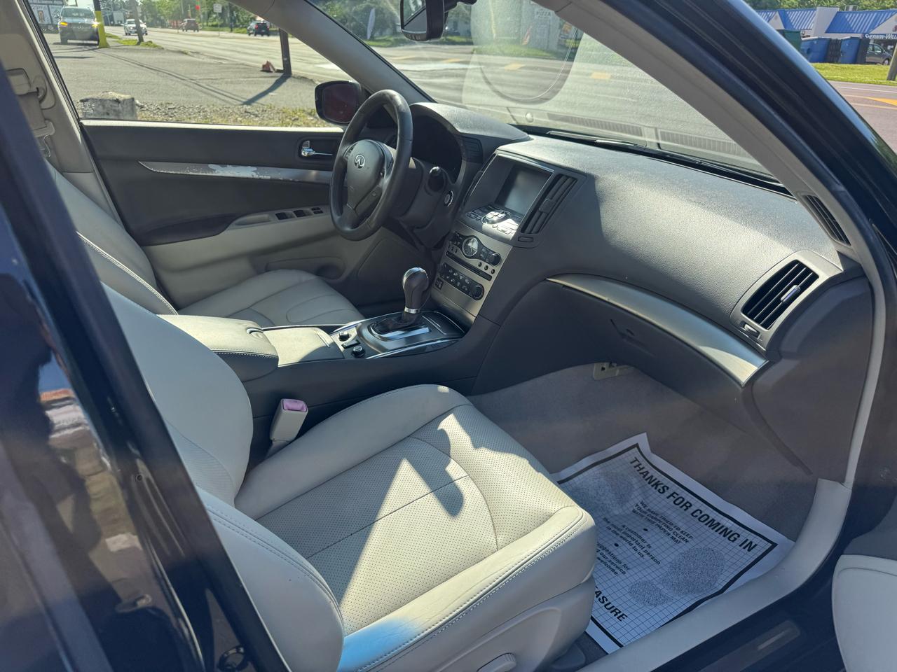Infiniti G25 Sedan 4dr x AWD 2012