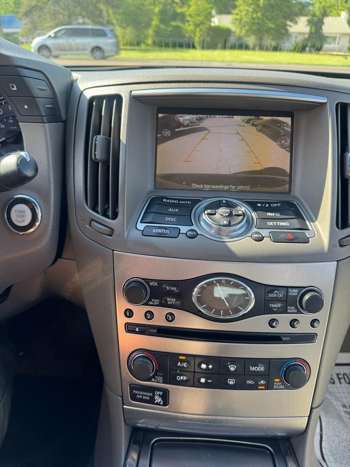 Infiniti G25 Sedan 4dr x AWD 2012