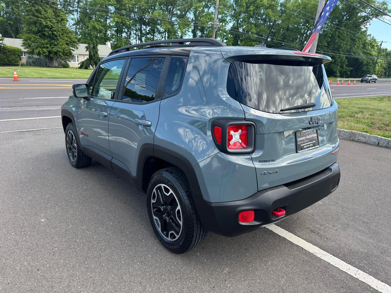 Jeep Renegade 4WD 4dr Trailhawk 2016