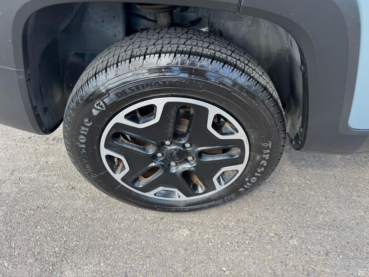 Jeep Renegade 4WD 4dr Trailhawk 2016