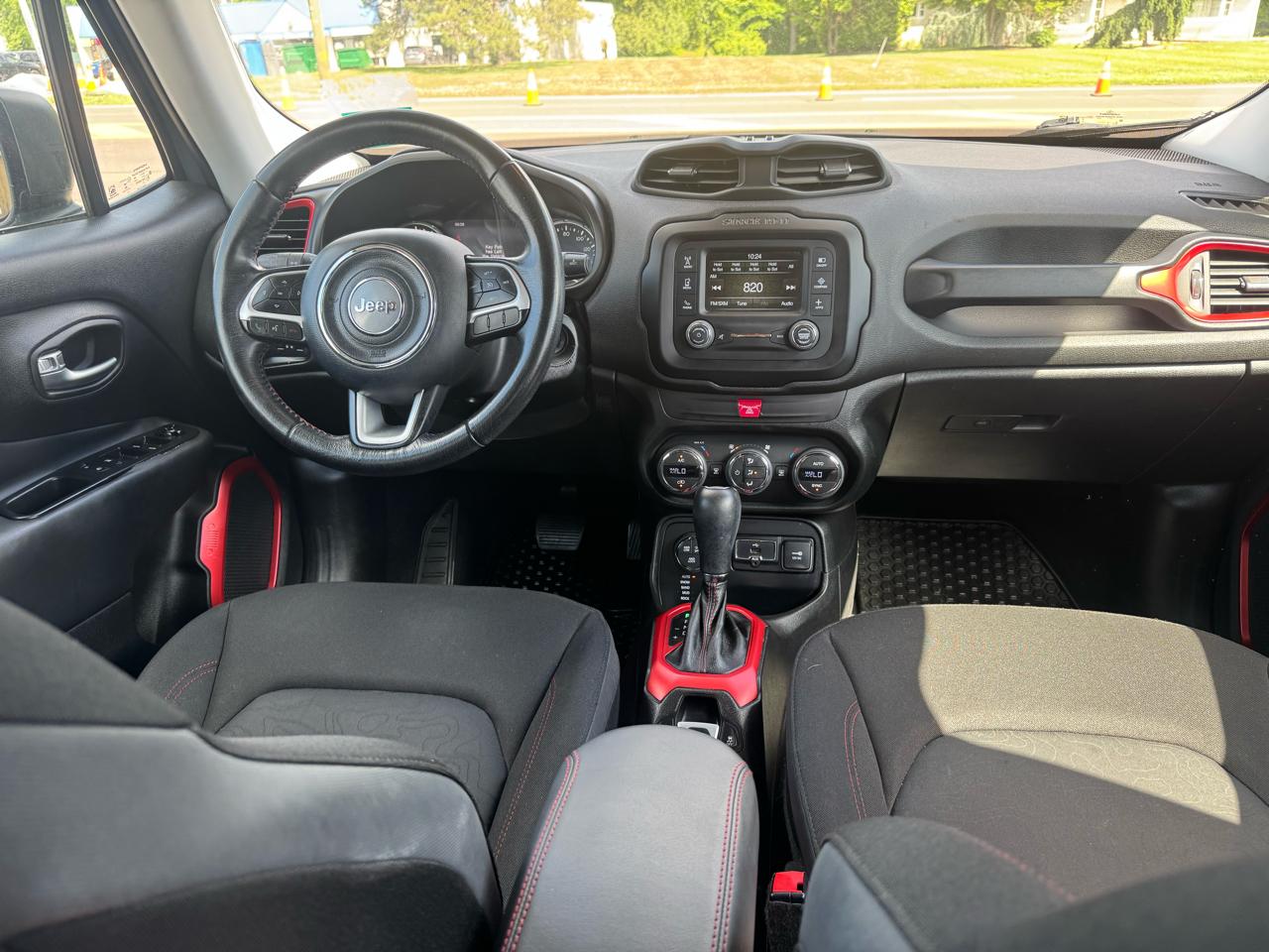 Jeep Renegade 4WD 4dr Trailhawk 2016