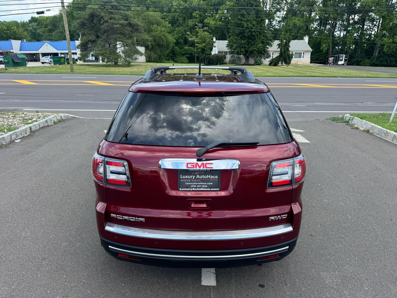 GMC Acadia AWD 4dr SLE w/SLE-2 2016
