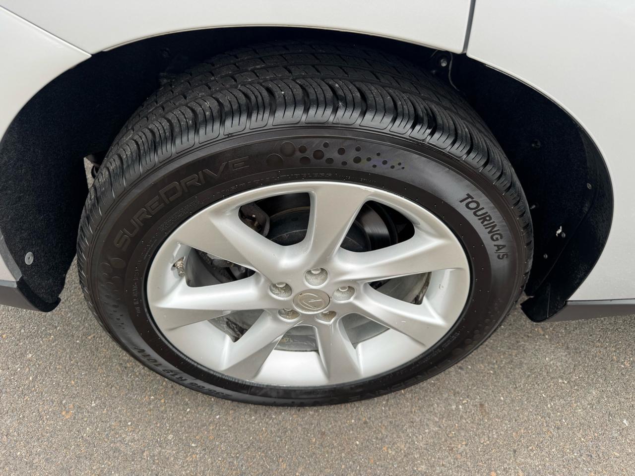 Lexus RX 350 FWD 4dr 2011
