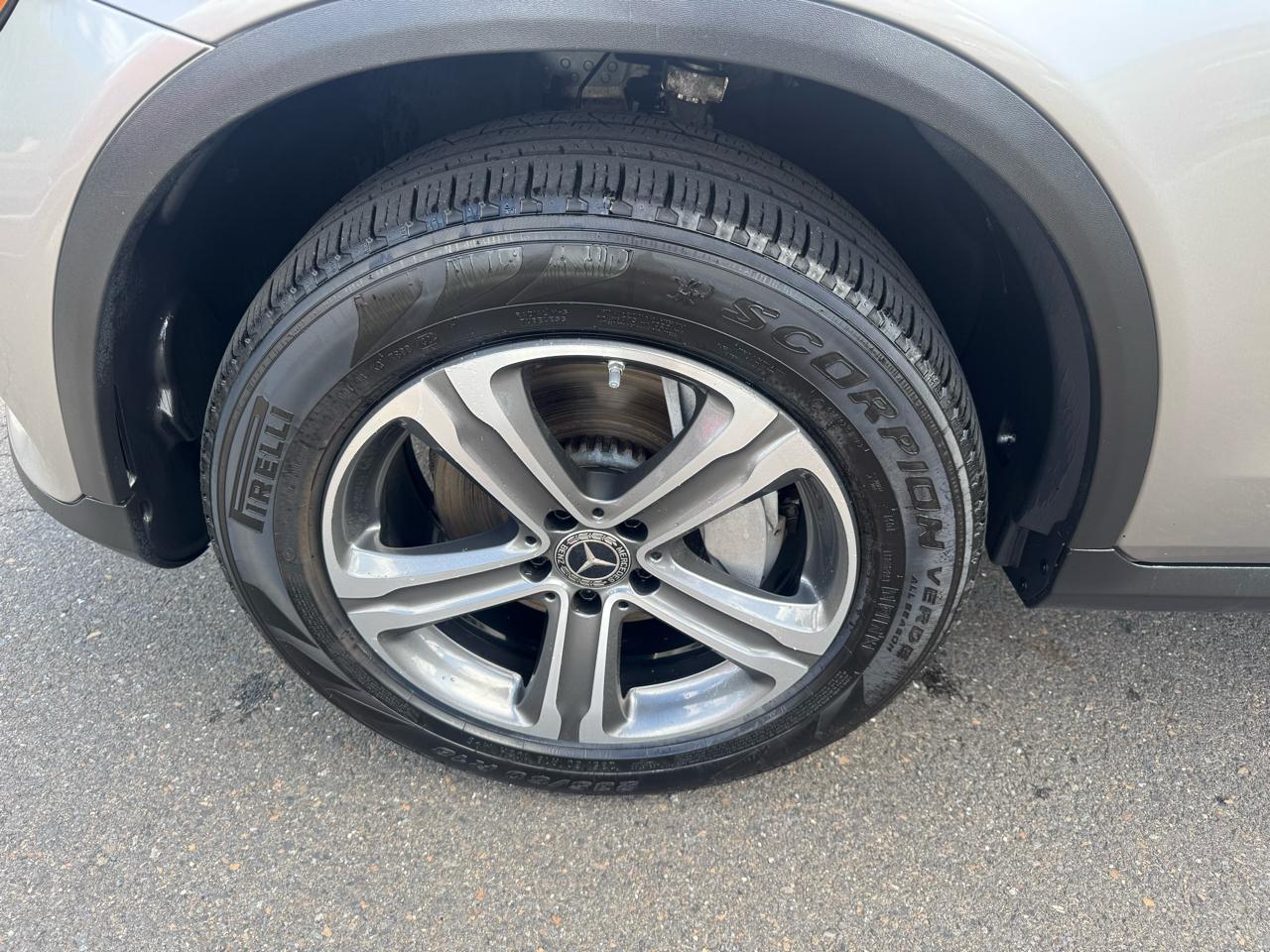Mercedes-Benz GLC GLC 300 4MATIC SUV 2019