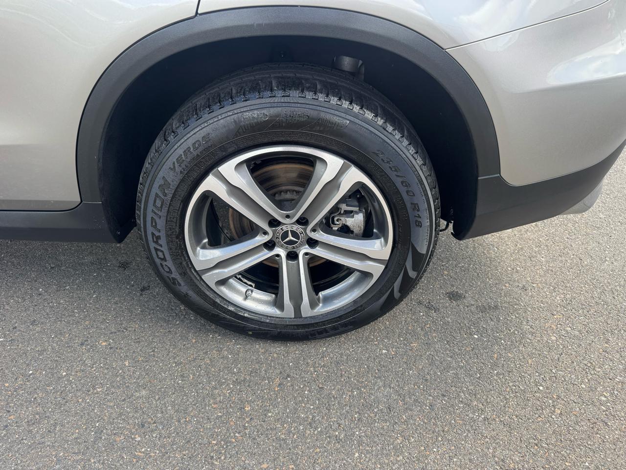 Mercedes-Benz GLC GLC 300 4MATIC SUV 2019
