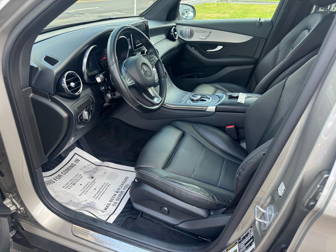 Mercedes-Benz GLC GLC 300 4MATIC SUV 2019