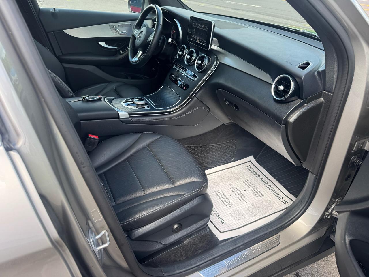 Mercedes-Benz GLC GLC 300 4MATIC SUV 2019